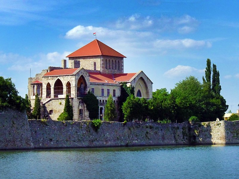 Burgschloss Tata